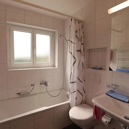 Appartamento Azur Appartement-fewo 4-bettwohnung Nr- 2 By Interhome Saas-Fee